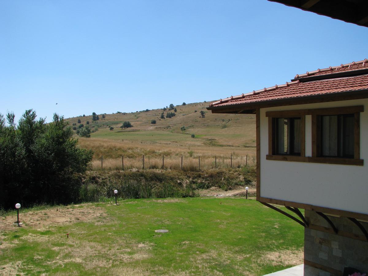 Park Hotel Eagle Stone Koprivshtitsa Luaran gambar