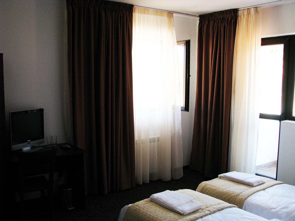 Park Hotel Eagle Stone Koprivshtitsa Luaran gambar